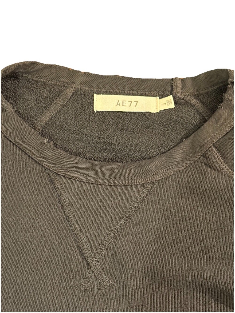 AE77 Premium Raglan Sustainable Sweatshirt Black Small New With Tags Cotton - Picture 2 of 9